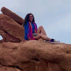 Meet your Posher, Naomi